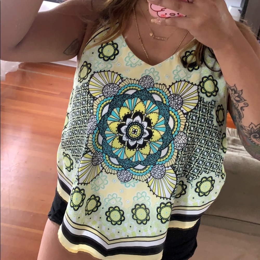 Razor back top